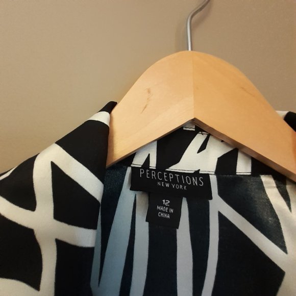 Perceptions New York Black & Ivory 3/4 sleeve blouse Size 12 - Picture 5 of 9